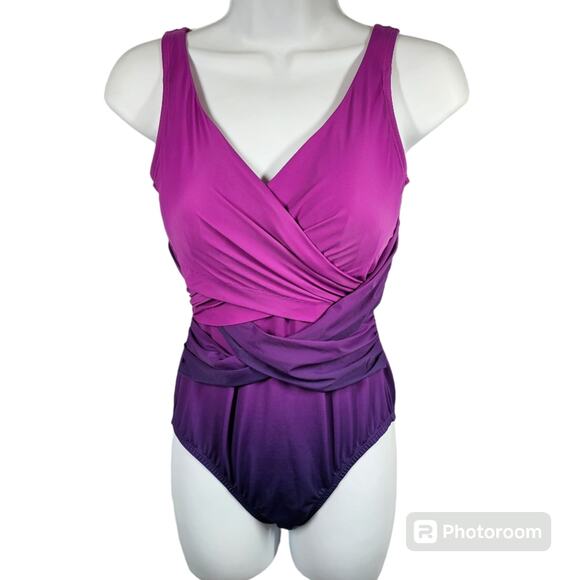 Lands' End Women's SlenderSuit Tummy Control V-neck Wrap Swimsuit Size 8 Petite - Picture 4 of 16